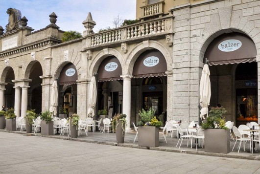 immagine facciata balzer pasticceria gelateria bergamo